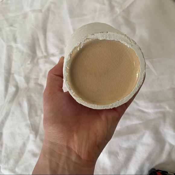 Mini Textured Jug Pot - Picture 4 of 7